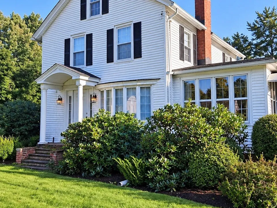 1575 Wilbraham Rd