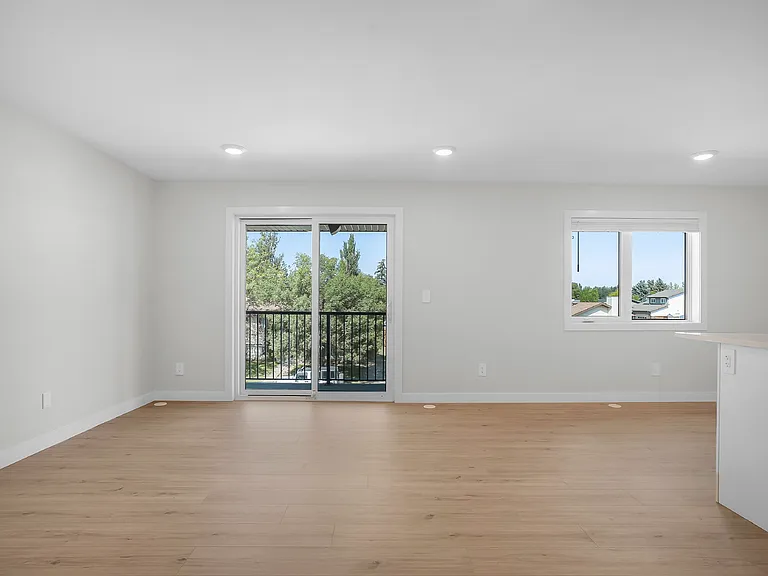2670 Rosewood Dr — Photo 14