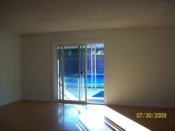 3rd image of 6953 Lena Ave