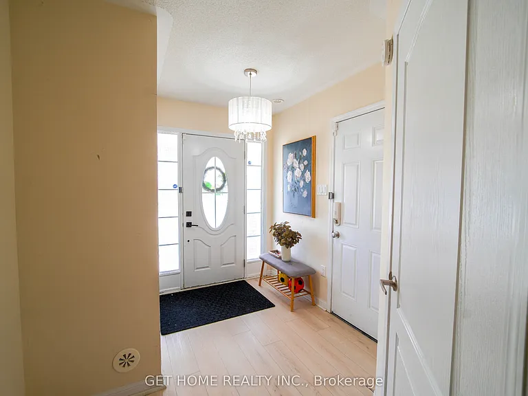 38 Suitor Ct — Photo 12