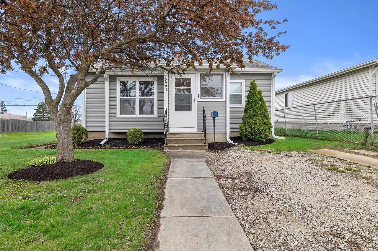 5503 31st AVENUE photo 1