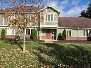 3970 Waycross Dr, Columbus, IN 47203