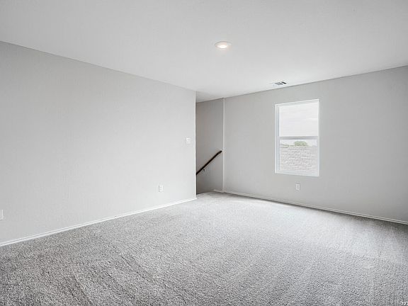 3rd image of 5905 Antonio Pl