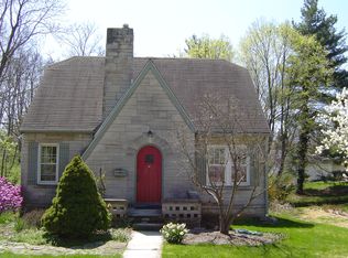 1900 E Maxwell Ln, Bloomington, IN