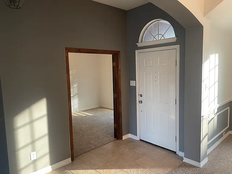 5304 Kathryn Dr — Photo 11