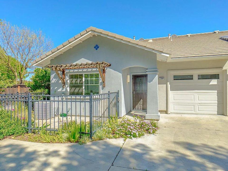 1st image of 2368 Glacier Pl