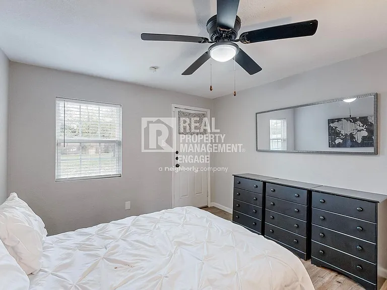 1532 Whitaker Ave — Photo 23