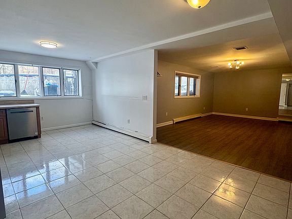 3rd image of 315 E Ruby Ave