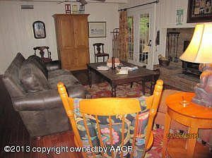 4th image of 3802 Lynette Dr