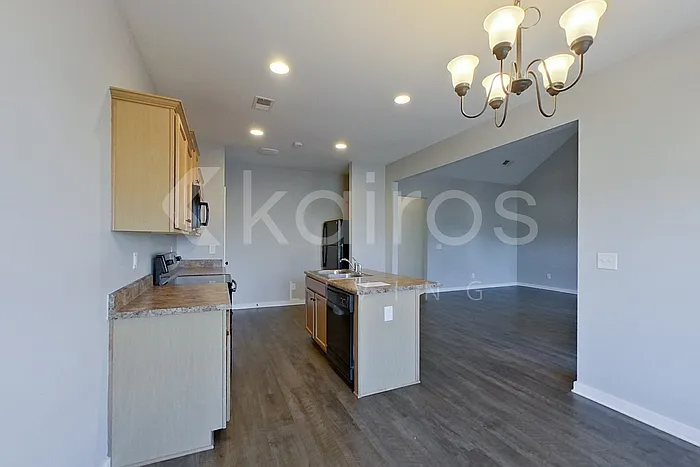 7071 Shadesbrook Cir — Photo 5