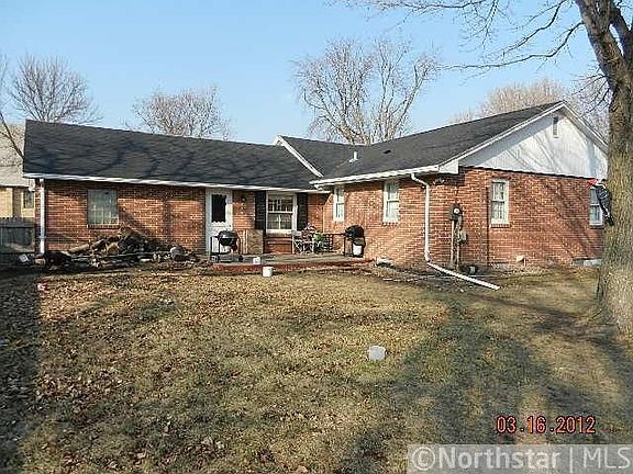 4th image of 104 W Chandler St