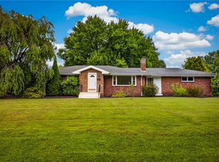 219 Mission Meade Dr, New Castle, PA 16105