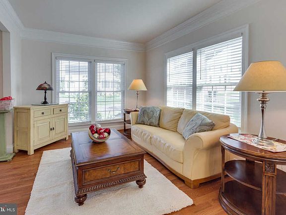 3rd image of 7924 Lukes Lodge Pl