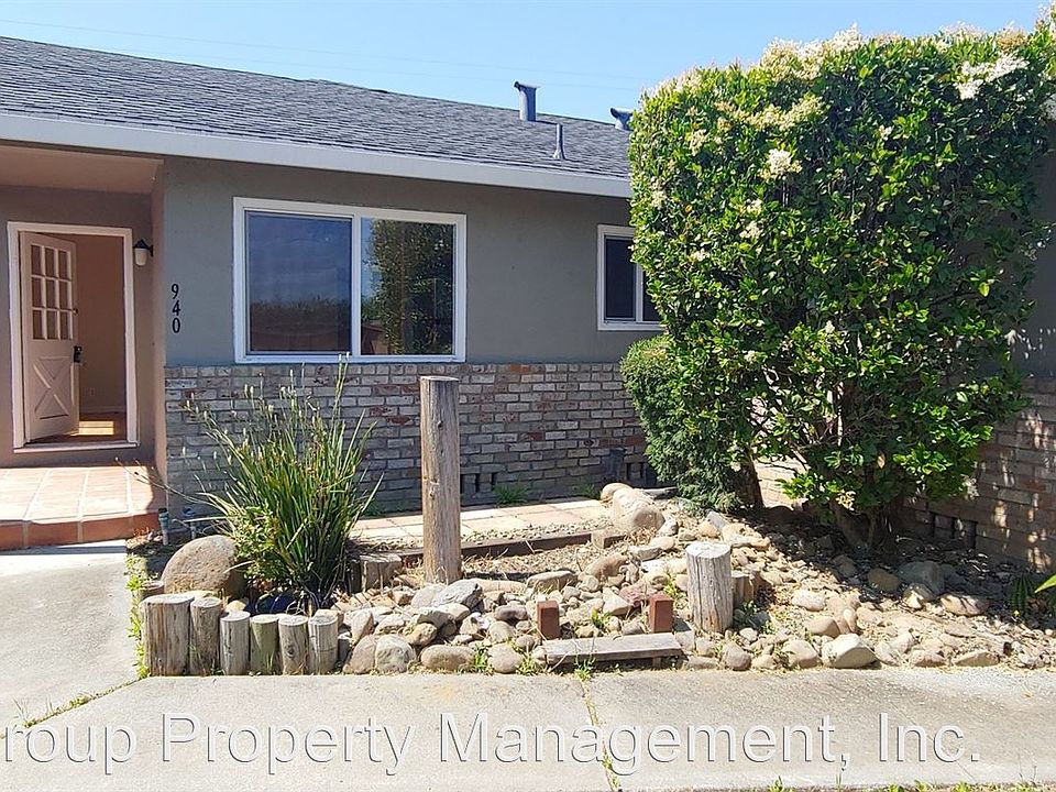 1st image of 940 Hacienda Ave