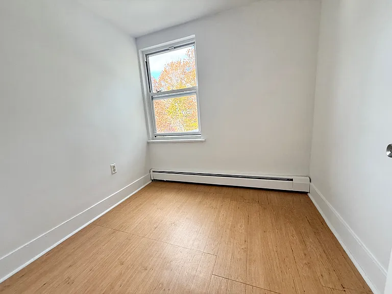 261 Hillside Ave #2 — Photo 8