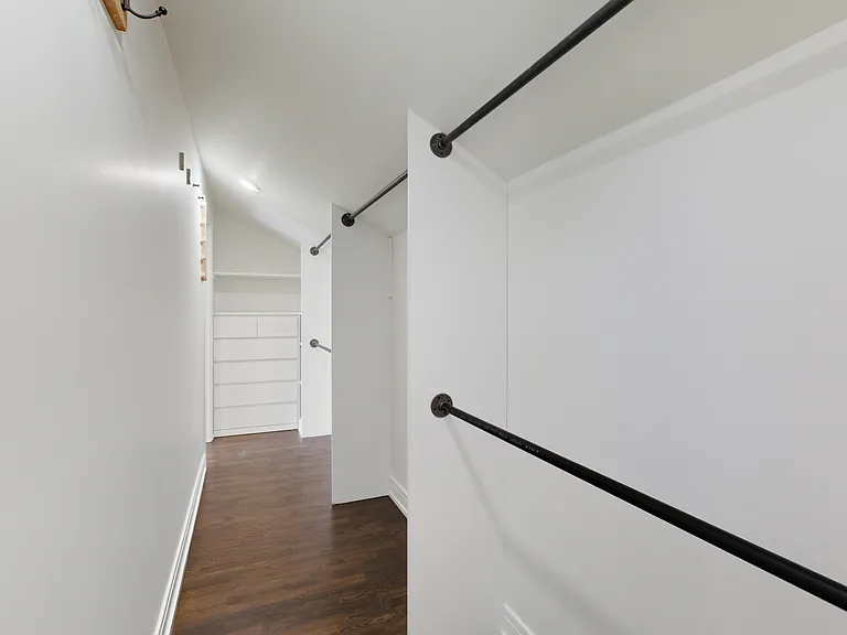 105 Yarrow Ct — Photo 15