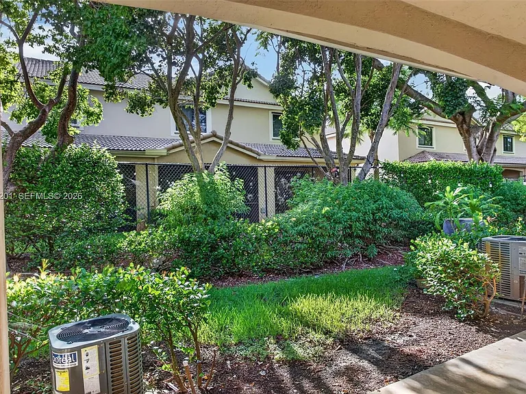 3969 Orange Tree Ln #3969 — Photo 4