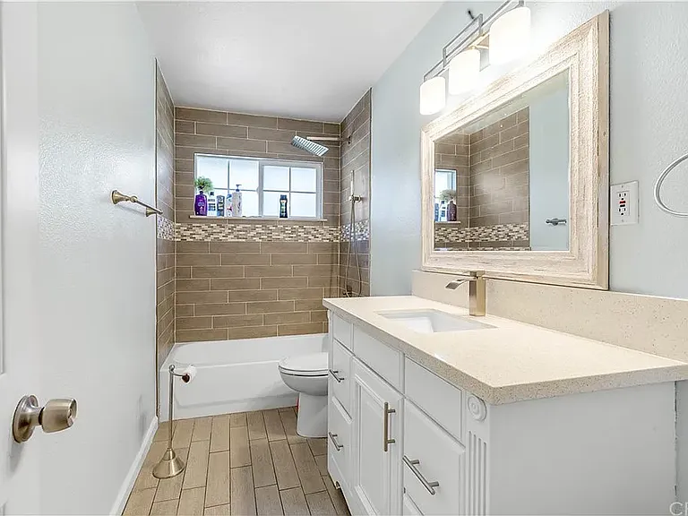 25441 Park Ave — Photo 10