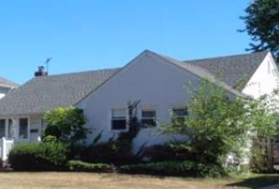 2960 Dr, Wantagh, NY 11793 Zillow