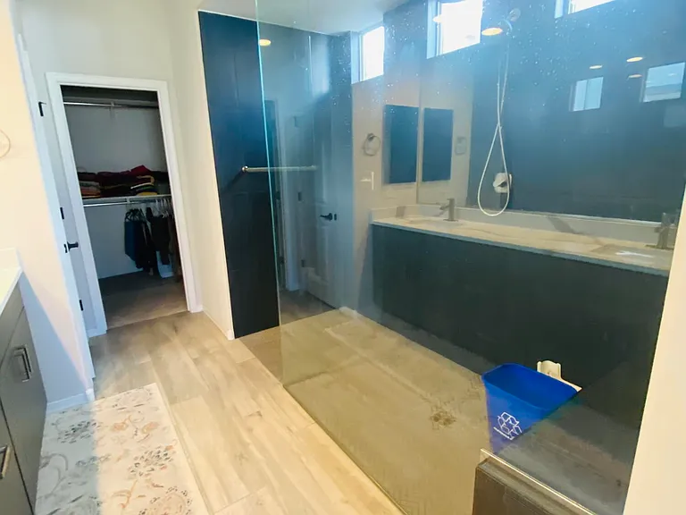 8928 W Missouri Ave — Photo 38