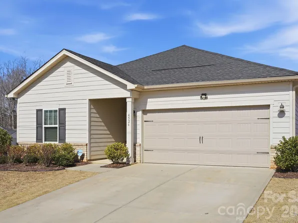 4526 Bright Rd, Charlotte, NC 28214