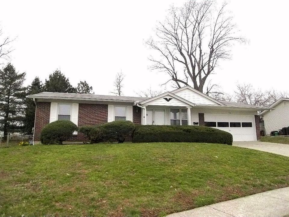 1st image of 916 Shamrock Dr