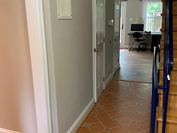 5th image of 5054 Cliffhaven Dr