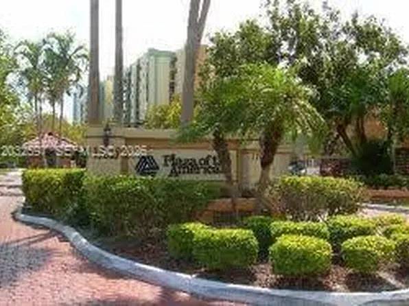 17021 N Bay Rd, Sunny Isles Beach, FL