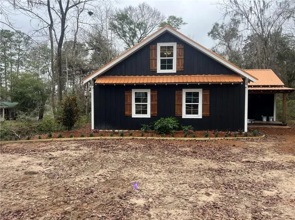 422 Happy Landing Rd, Waynesville, GA 31566