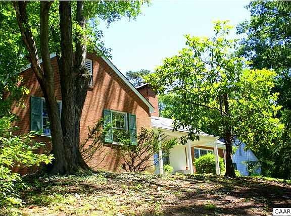 2nd image of 4062 Wood Ln