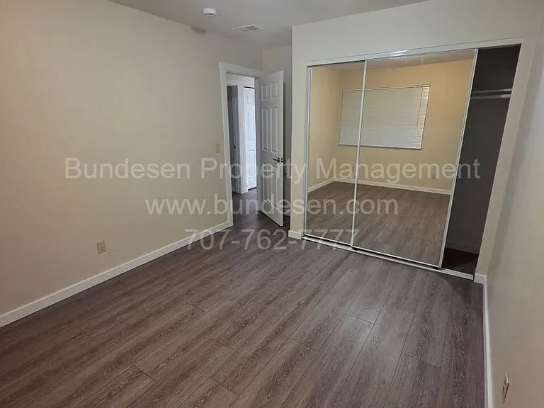 27 Arbor Ct — Photo 8