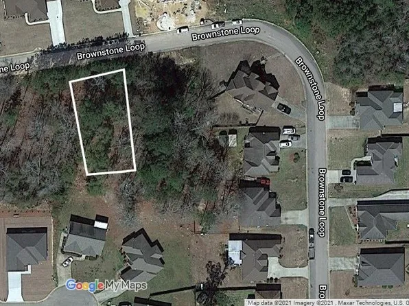 280 Brownstone Loop, Elmore, AL 36025