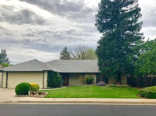 62 McKelvy Ave, Clovis, CA 93611