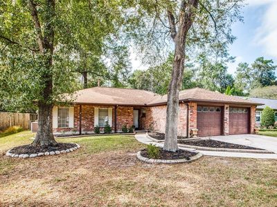 135 Foster Oaks Dr, Conroe, TX, 77301