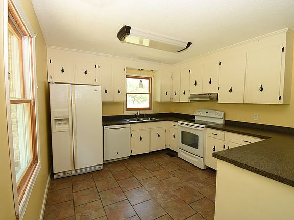 4th image of 101 Pate Cir
