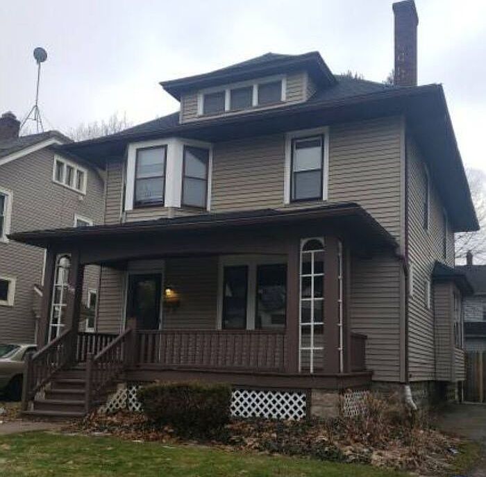 1st image of 595 Wellington Ave