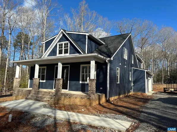 3662 W Rocketts Ridge Ct W, Sandy Hook, VA 23153