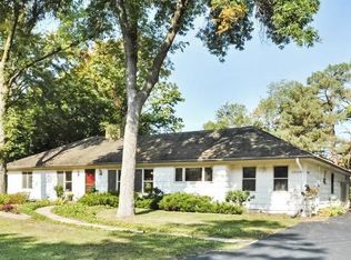 23115 Summit Ave, Excelsior, MN 55331