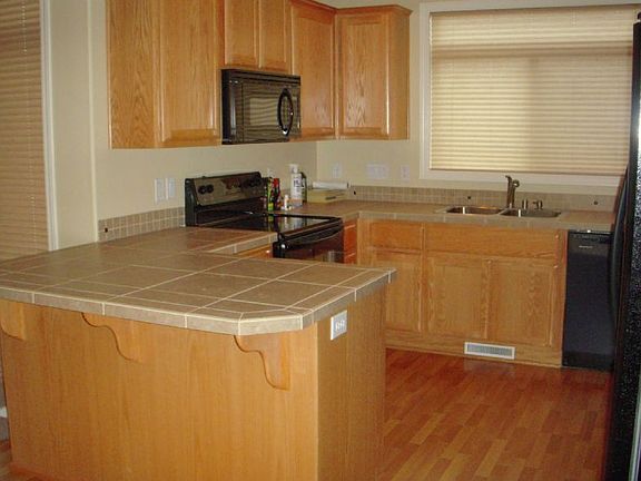 5th image of 8002 NE 35th Ave