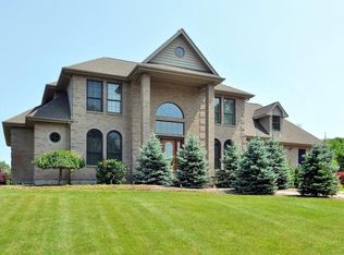 585 Read St, Seekonk, MA 02771