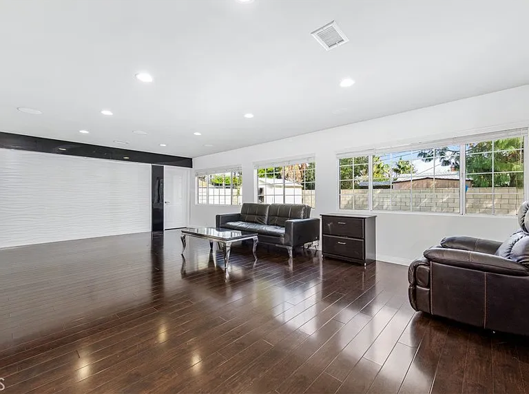 7938 Ventura Canyon Ave — Photo 13