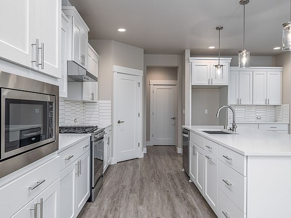 4th image of 11902 Norfolk Dr #Fqkf2g