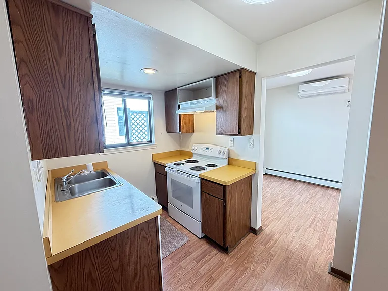 1707 Dexter Ave — Photo 13