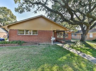 5231 Willowbend Blvd, Houston, TX 77096