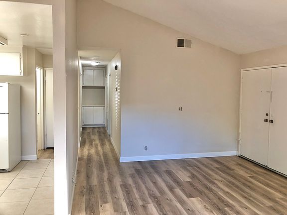 4th image of 4758 Kings River Ct