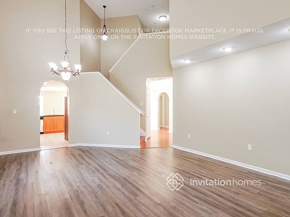 5th image of 20382 SW 3rd St