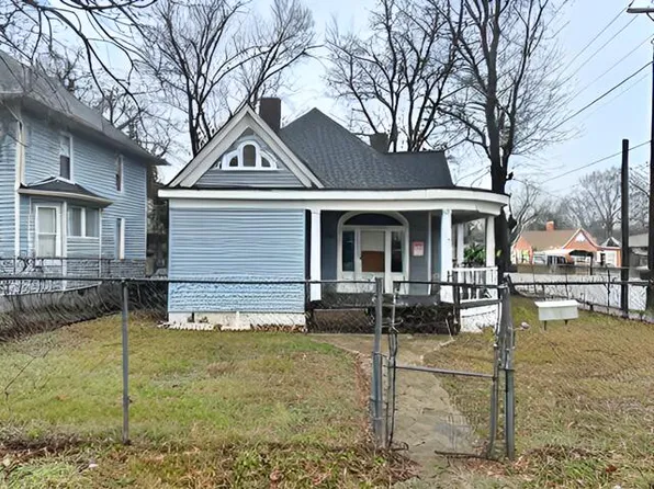 2400 Chamberlain Ave, Chattanooga, TN 37404