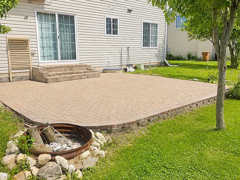 1462 Glen Ellyn Rd — Photo 18