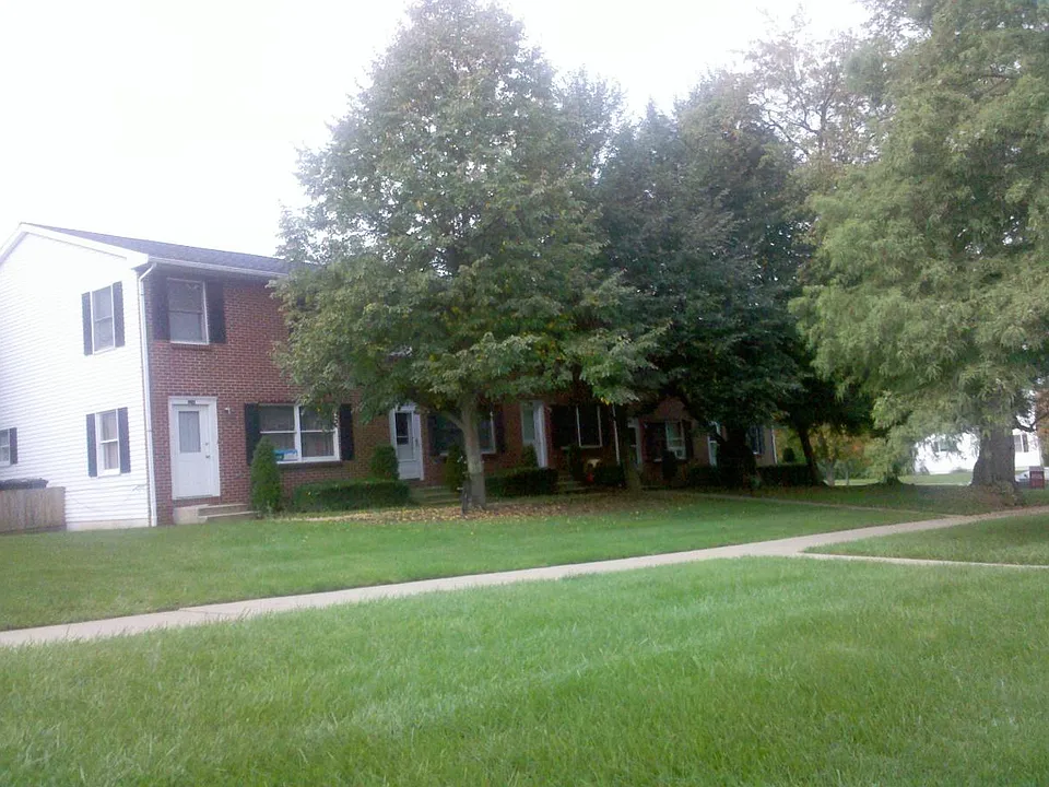 1528 Blue Course Dr