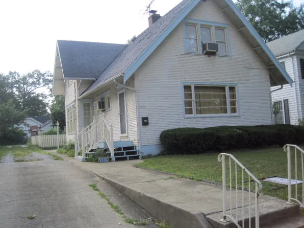 1116 Sheridan St, Danville, IL 61832